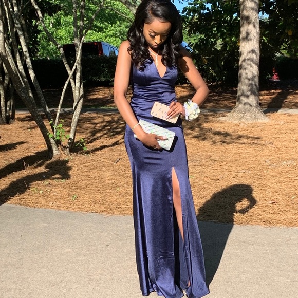 Long Satin Mermaid Gown with slit - Picture 4 of 4